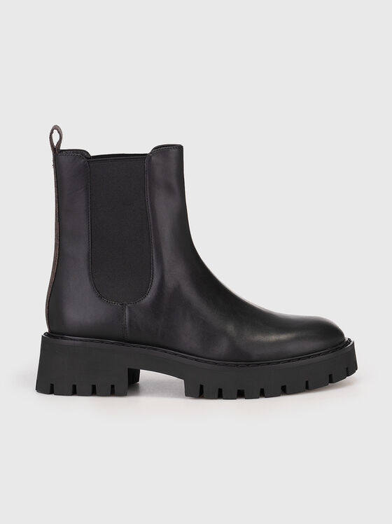 Leather boots with contrast monogram element - 1
