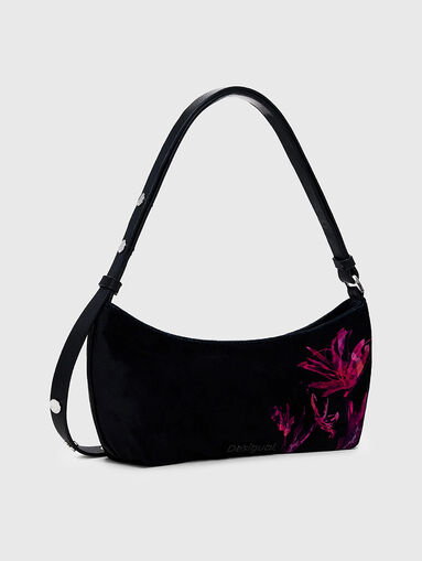 Small bag with floral motif - 3