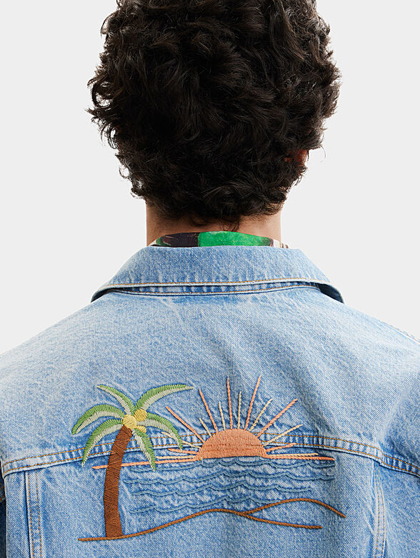 Denim jacket with accent back - 3