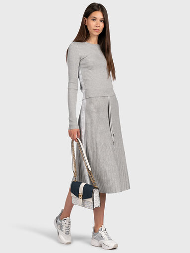 Grey skirt with logo branding - 5