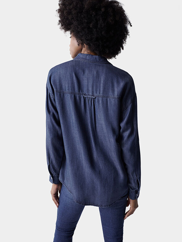 Blue shirt with snap buttons - 2