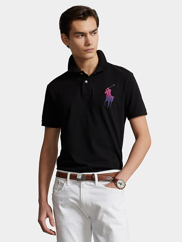 Polo-shirt with contrasting logo embroidery - 1