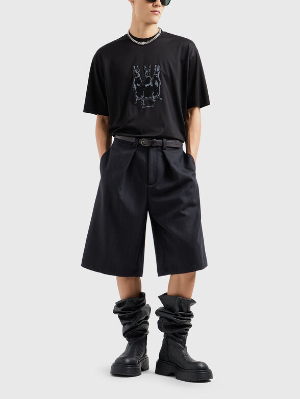 T-shirt with accent embroidery - 2