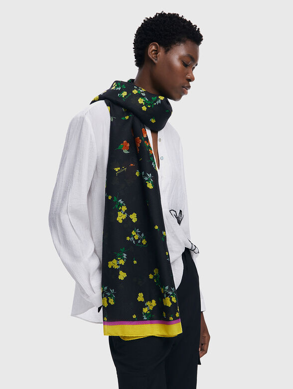 Scarf with floral print and contrast edging - 2