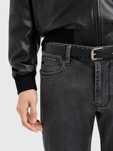 Slim low-waisted jeans - 4