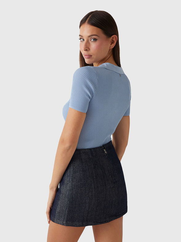 Polo shirt with accent buttons in black - 3