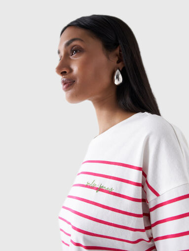 Cotton T-shirt with striped print - 5