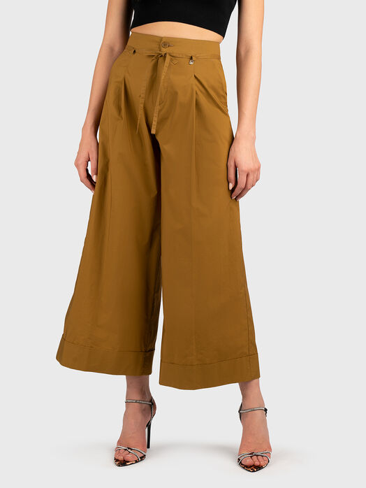 Cotton trousers with wide legs in black