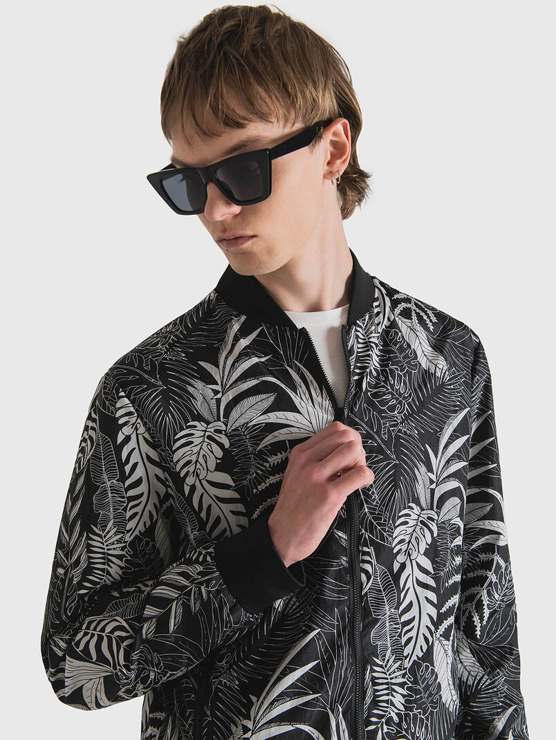 Black bomber jacket with print - 3