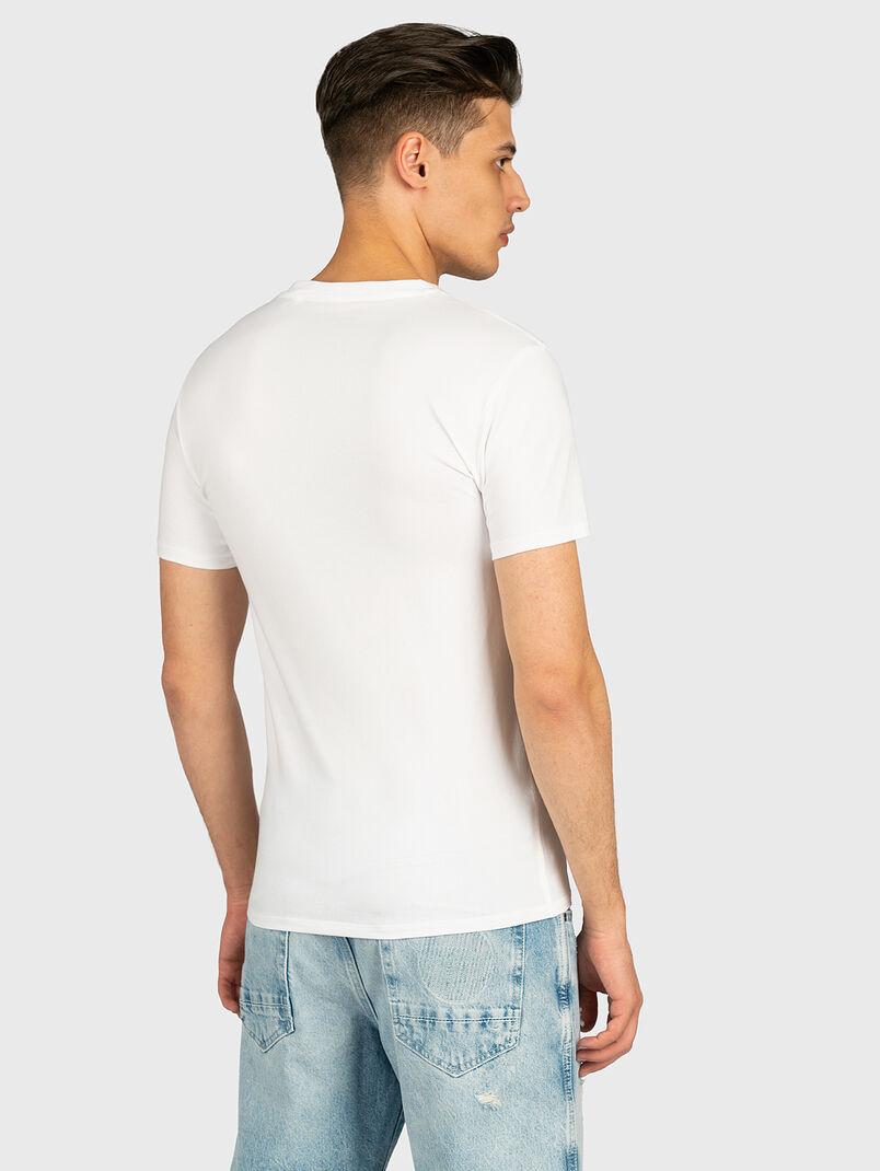 CORE black T-shirt with V-neck - 3