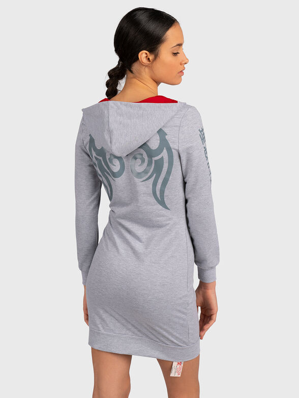 Grey dress with V-neckline - 2