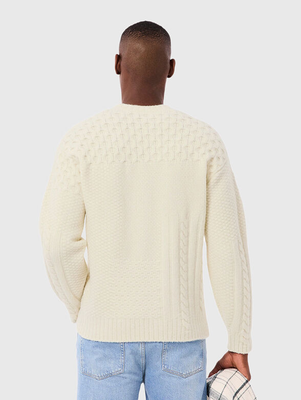 Wool sweater with embossed texture - 3