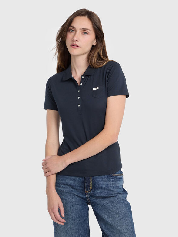 Polo shirt with short sleeves and buttons - 1