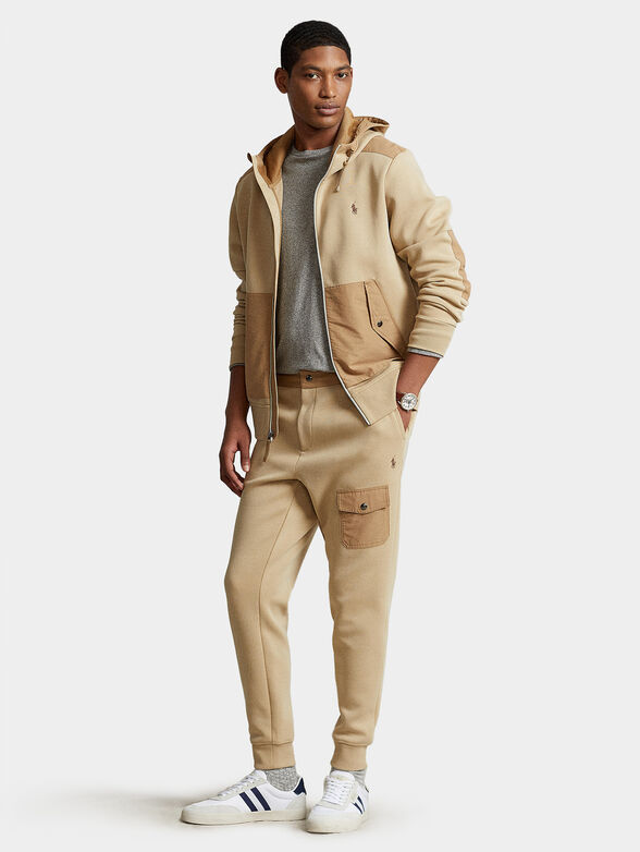 Sports pants with accent pocket - 4