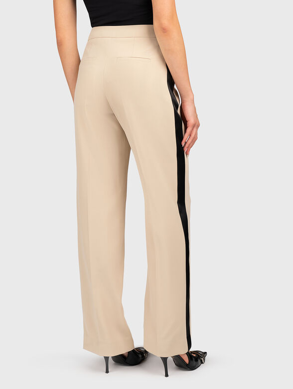 Beige trousers with crease - 2