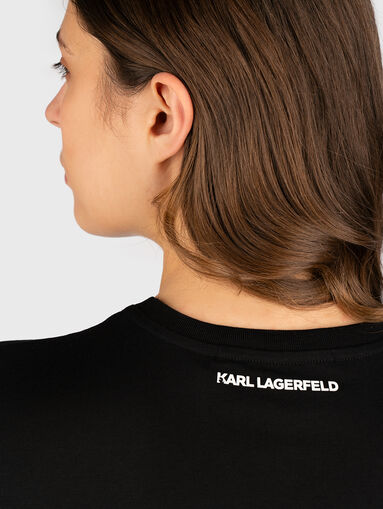 Cotton T-shirt with oval neckline and print - 5