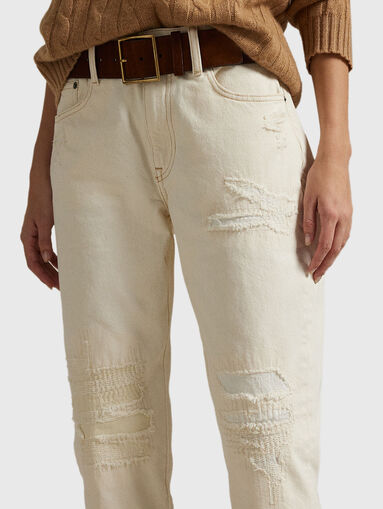Jeans with patches in ecru - 4