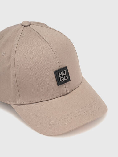 Baseball cap with logo detail - 4