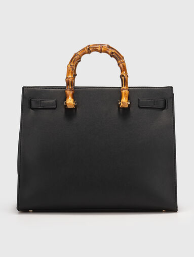 Large bag with accent pendant - 3