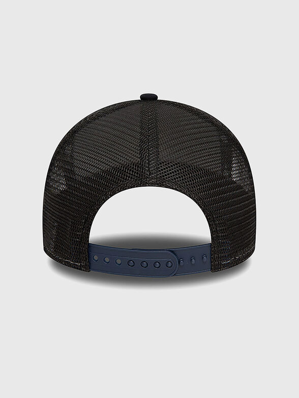 Cap with visor with accent embroidery - 2