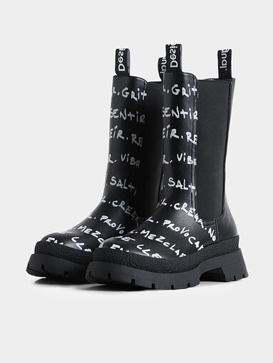 CHELSEA HIGH boots with contrasting lettering - 3
