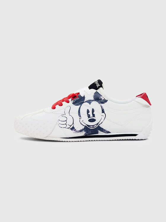 Sports shoes with accent print - 1