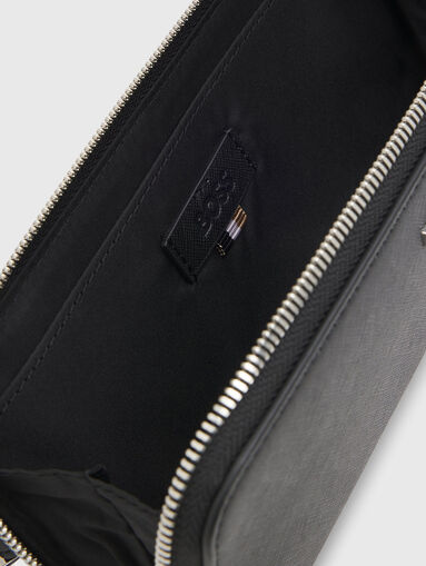 Small bag with a logo detail - 5