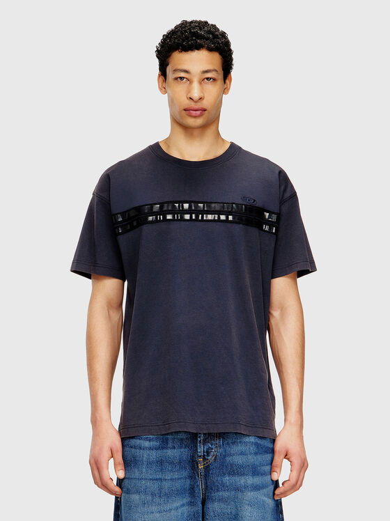 Тениска T-REDDY с контрастна лента - 1