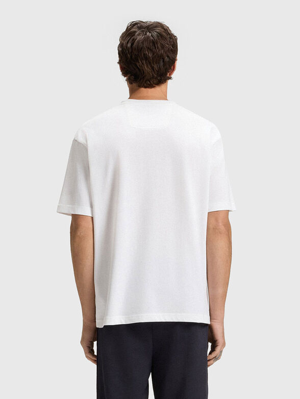 T-shirt with oval neckline in black  - 3