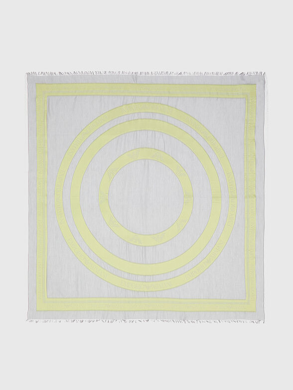 Square scarf with contrasting print - 1