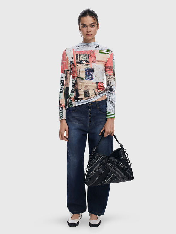 Bag with accent stitching - 2