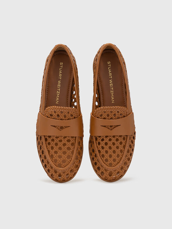 Leather loafers with a woven texture  - 6