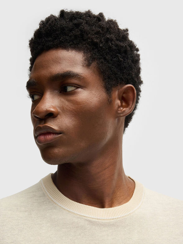 Linen sweater with accent stitching - 4