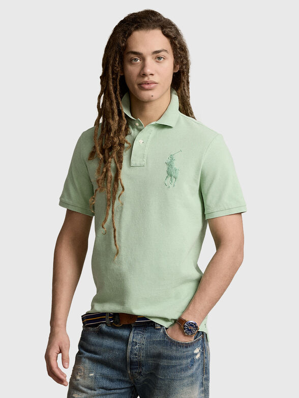 Green polo shirt with logo embroidery - 1