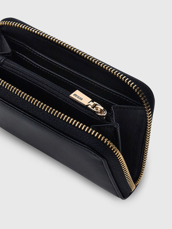 Wallet with a metal accent - 4