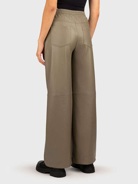 Trousers with elastic waist in eco leather - 2