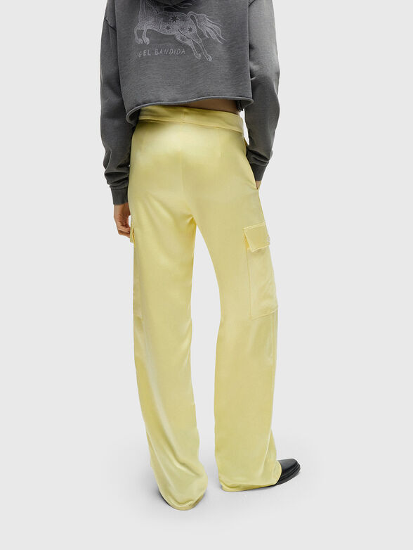 HAKILA black cargo pants with satin effect - 2