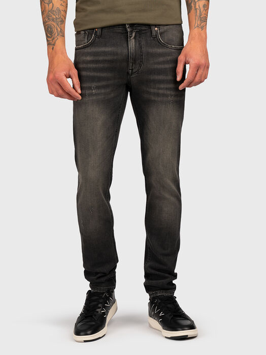 OZZY jeans with washed effect