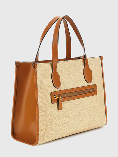 Large bag with logo accent - 3