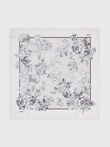 Square scarf with floral print - 3