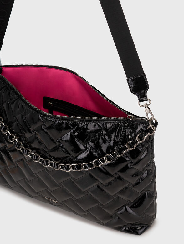 Quilted hobo bag in black - 6