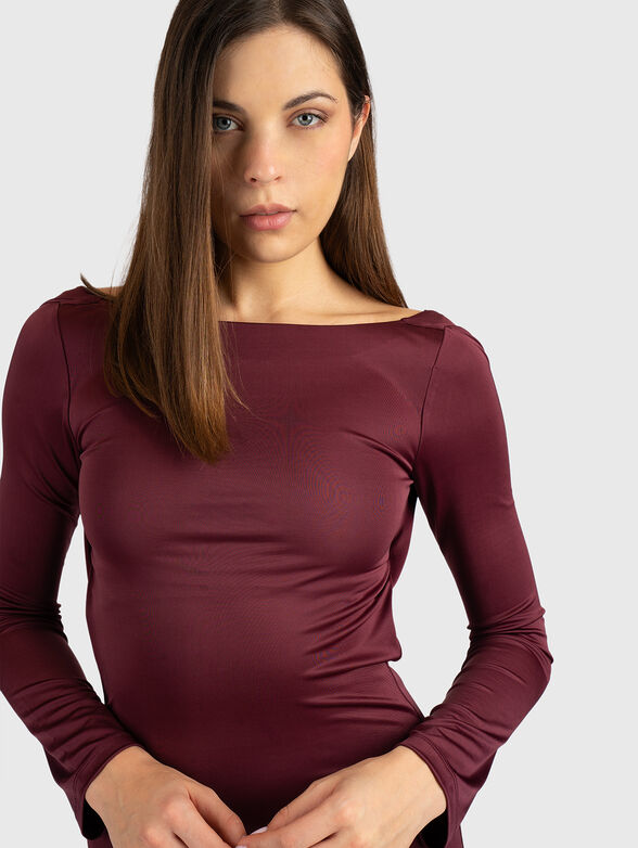 Midi dress with an open back - 4