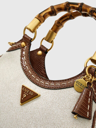 Small bag with accent handles - 4