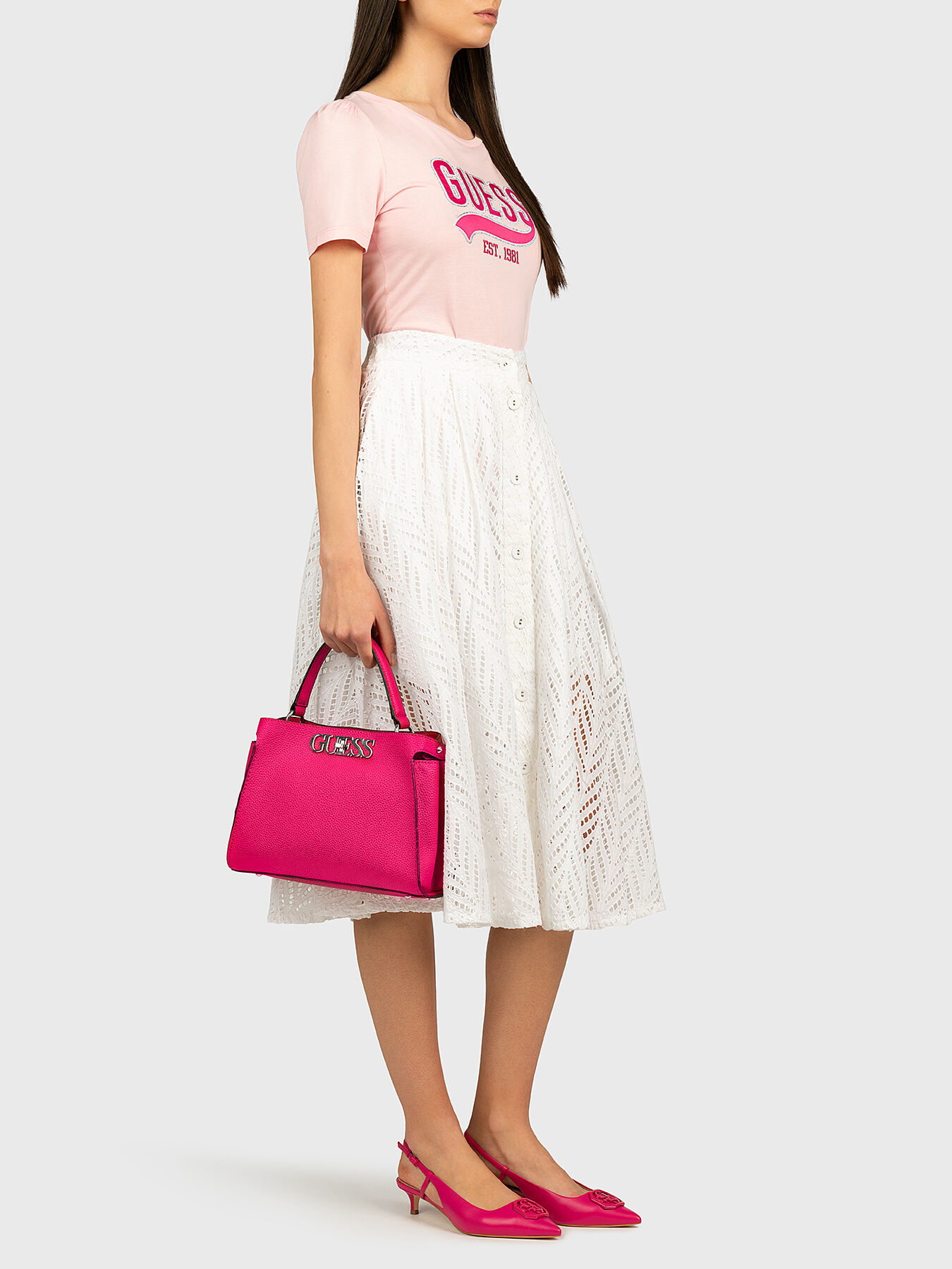 UPTOWN CHIC Bag in fuxia brand GUESS Globalbrandsstore en