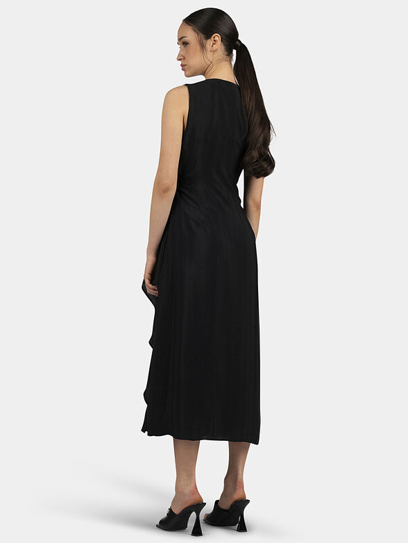 Elegant black dress with V-neck - 2