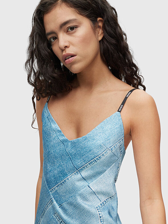 Blue V-neck dress with side slit - 4