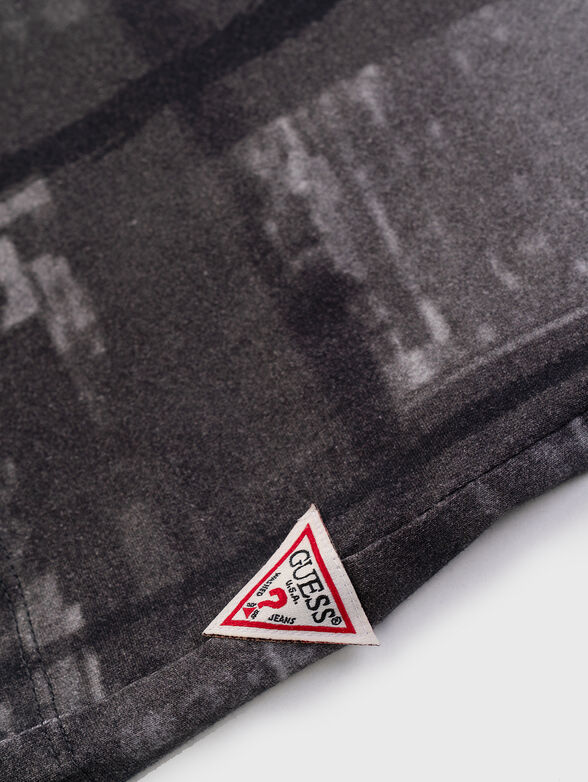 Oversized T-shirt - 4