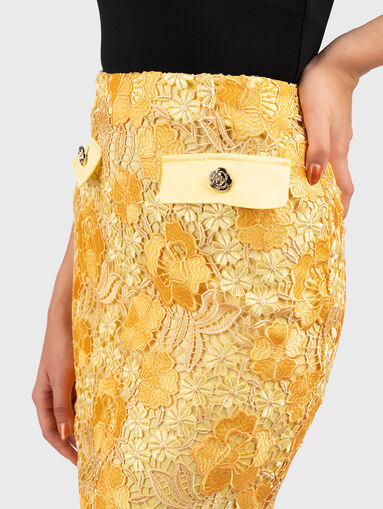 Midi skirt in yellow - 4