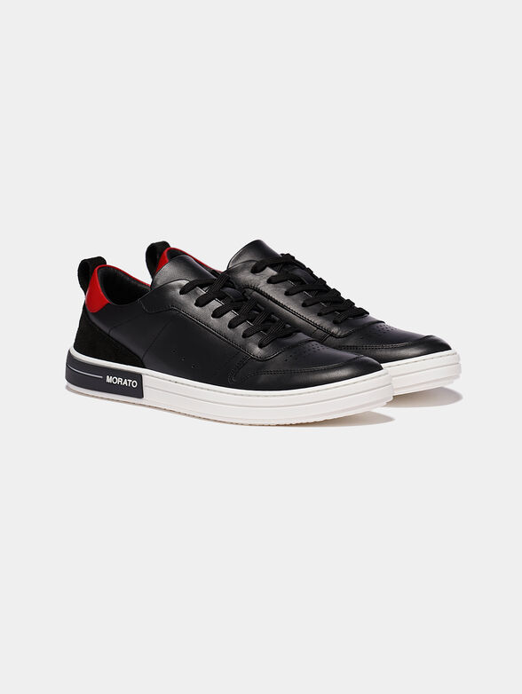 Black sneakers with contrasting elements - 2