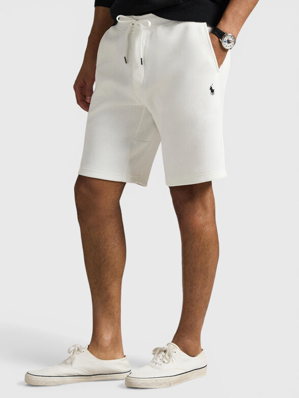 Shorts with elastic waist - 1